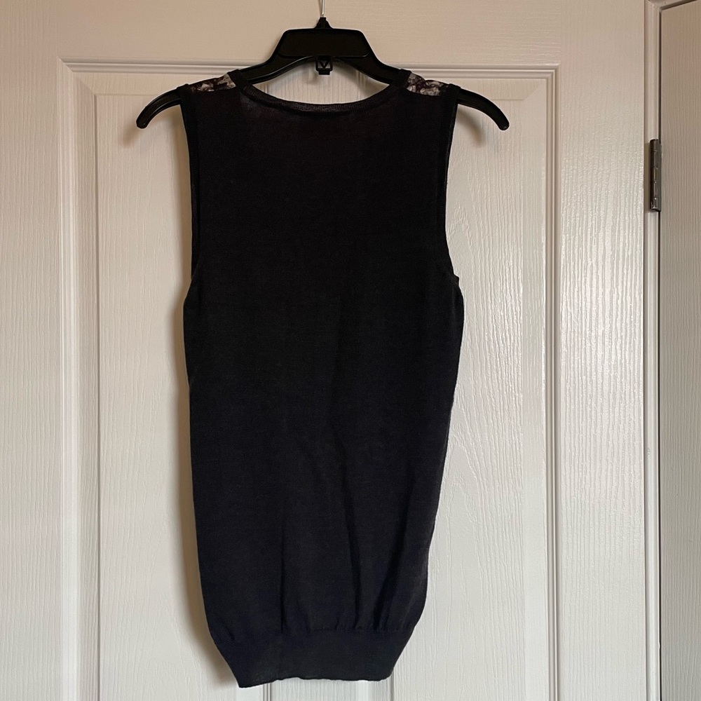 LANVIN Sleeveless Wool and Silk Blouse with Diamond Print Pattern - Picture 8 of 8